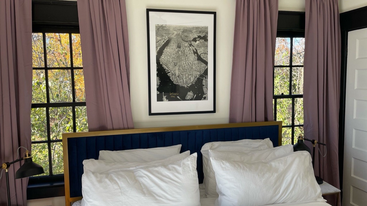 Photo of Bedroom in Waverly Beach