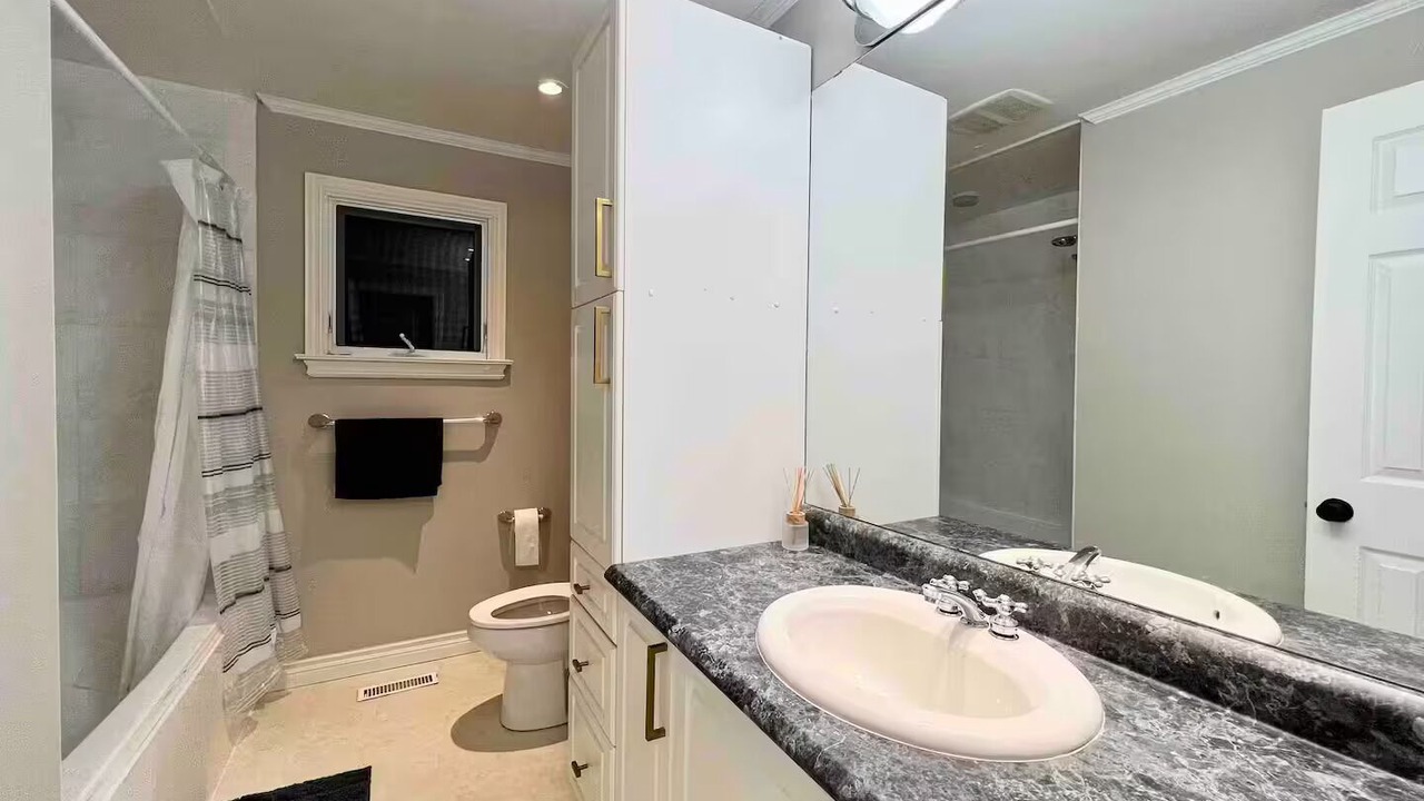 Photo of Bathroom in Oakville