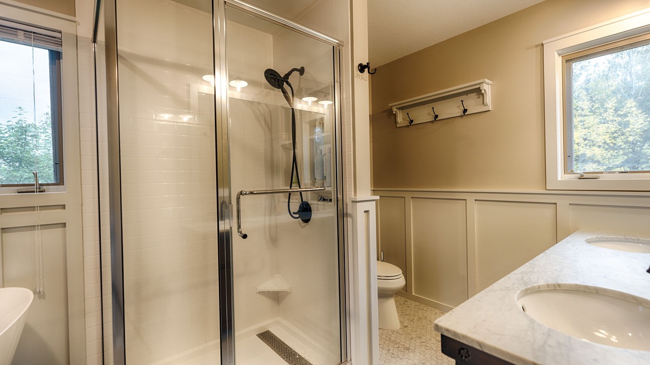 Photo of Bathroom in Tower
