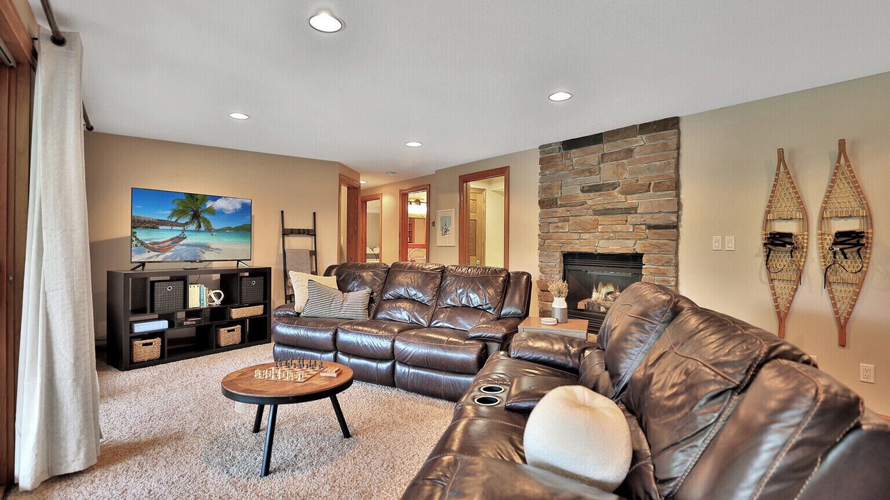Photo of Livingroom in Burnsville