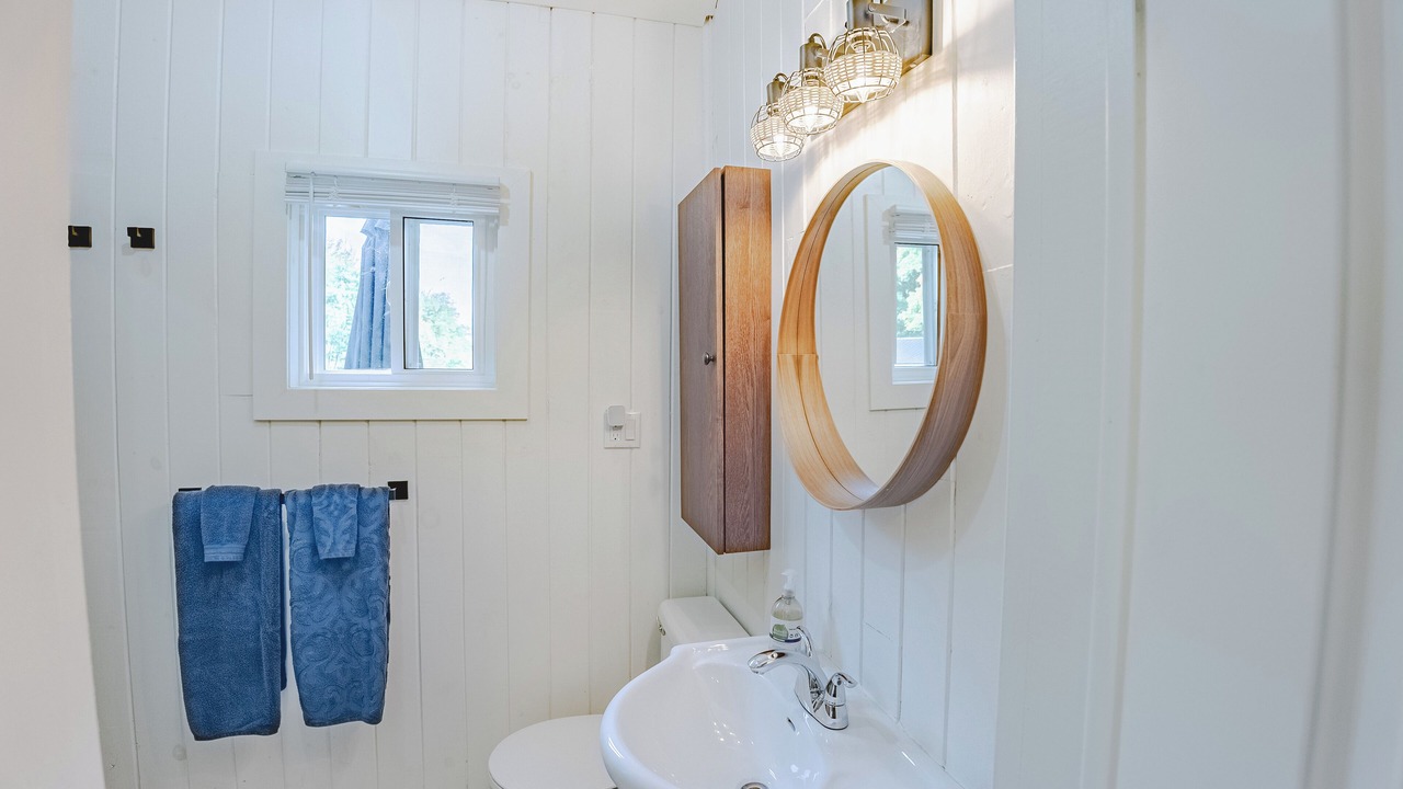 Photo of Bathroom in Central Frontenac