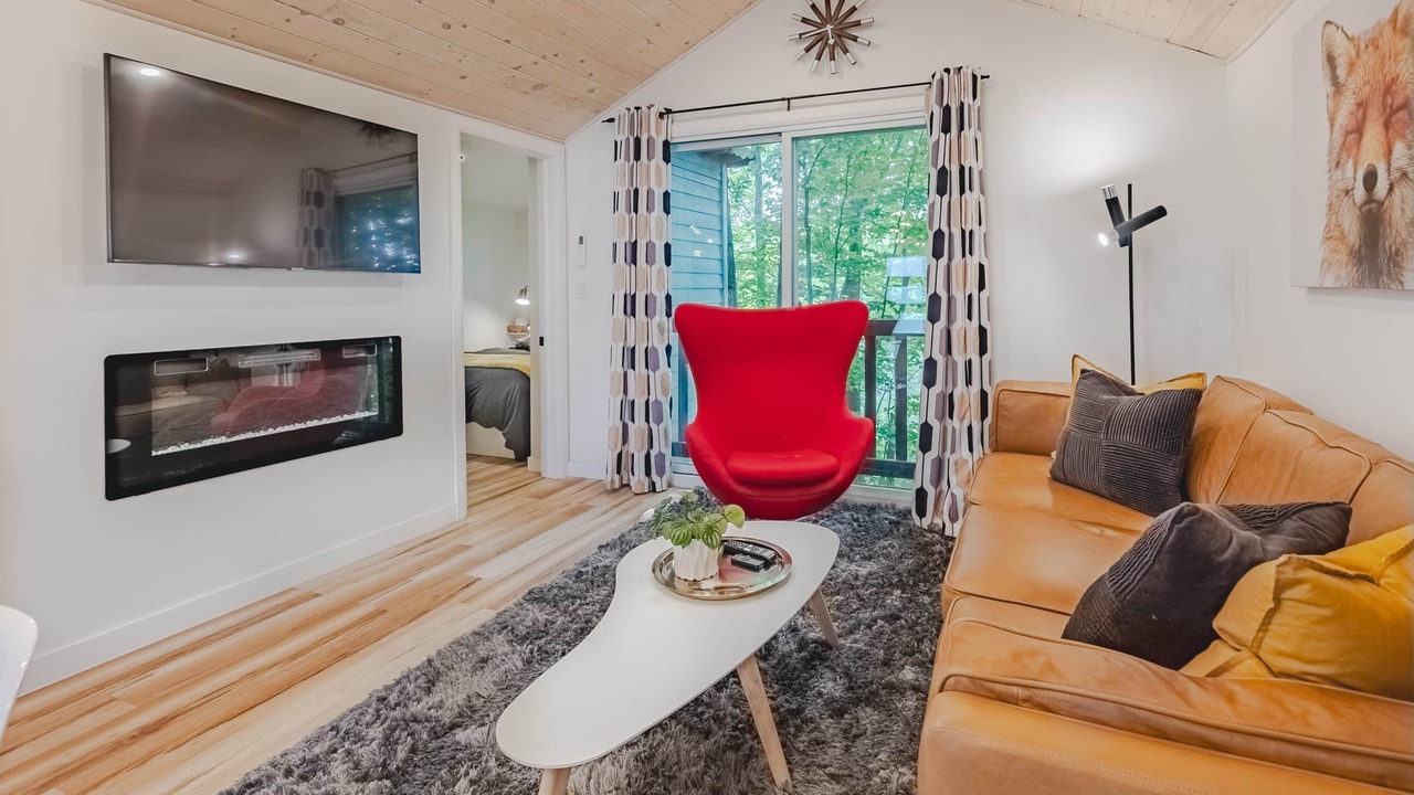 Photo of Livingroom in Sharbot Lake