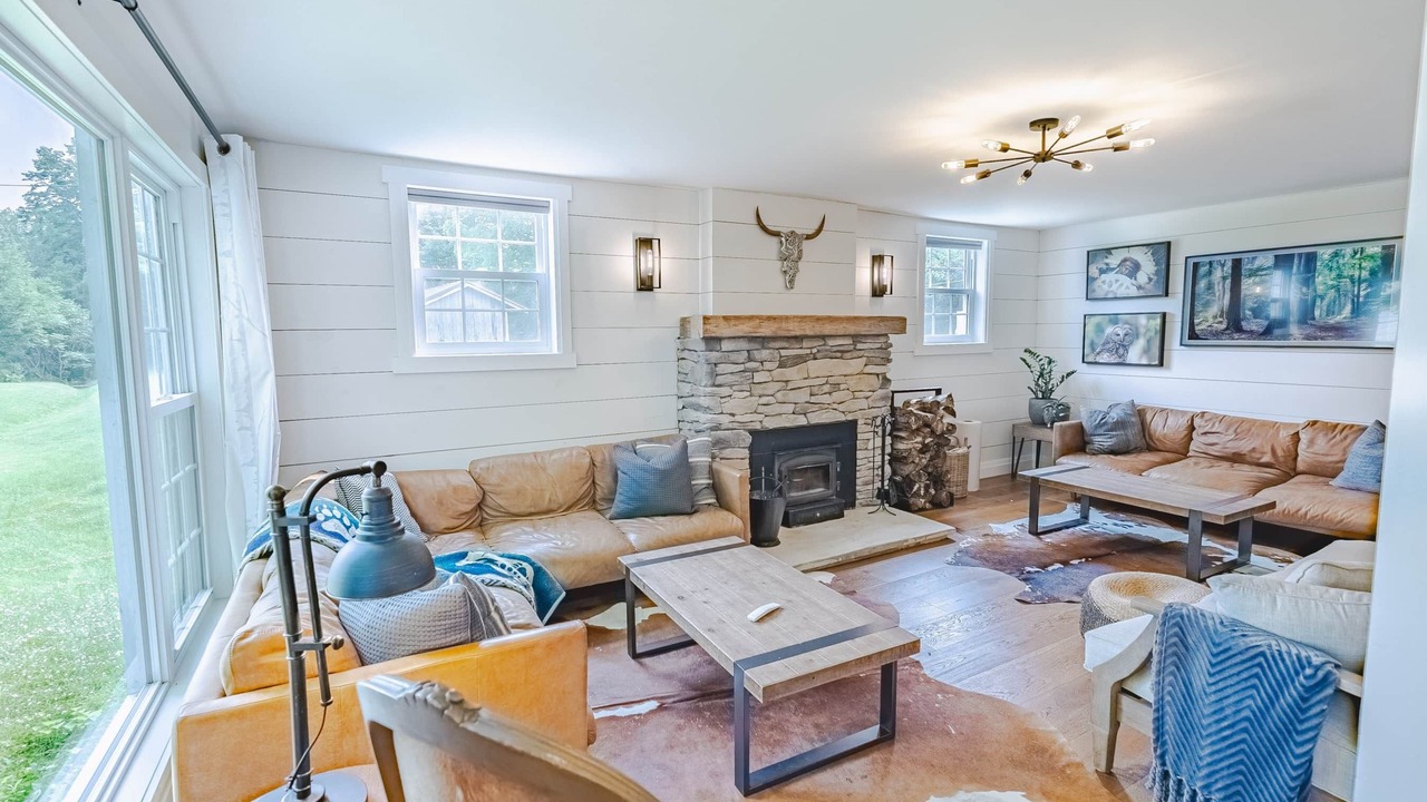 Photo of Bedroom in Sharbot Lake