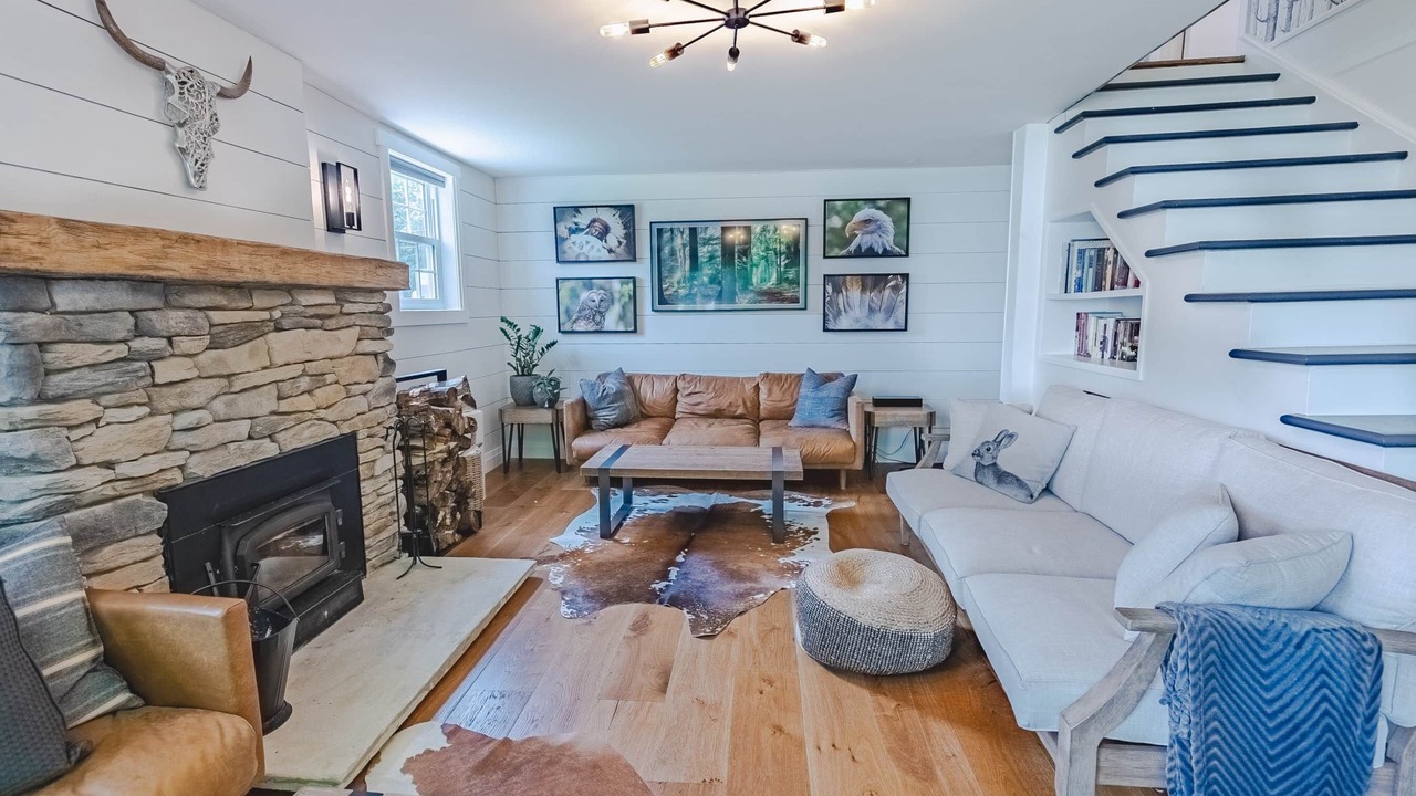 Photo of Bedroom in Sharbot Lake