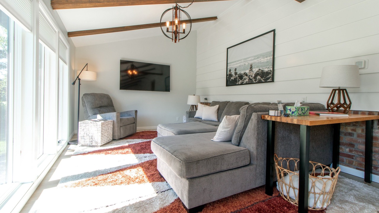 Photo of Livingroom in Two Harbors