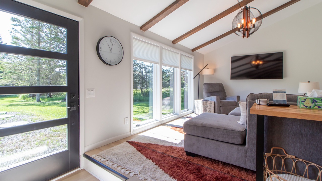 Photo of Livingroom in Two Harbors
