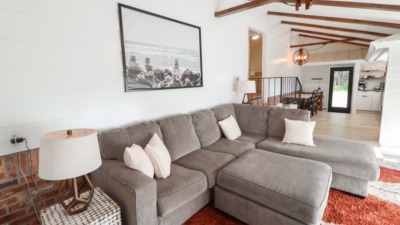 Photo of Livingroom in Two Harbors