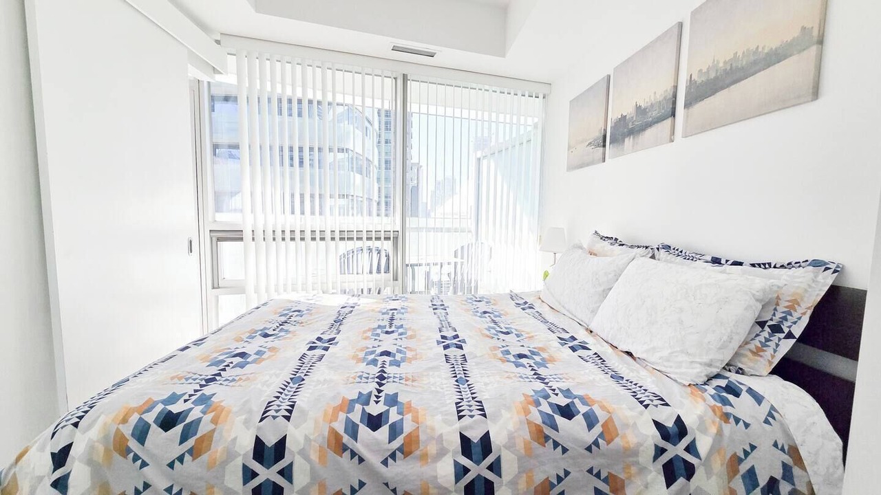 Photo of Bedroom in Toronto Entertainment District