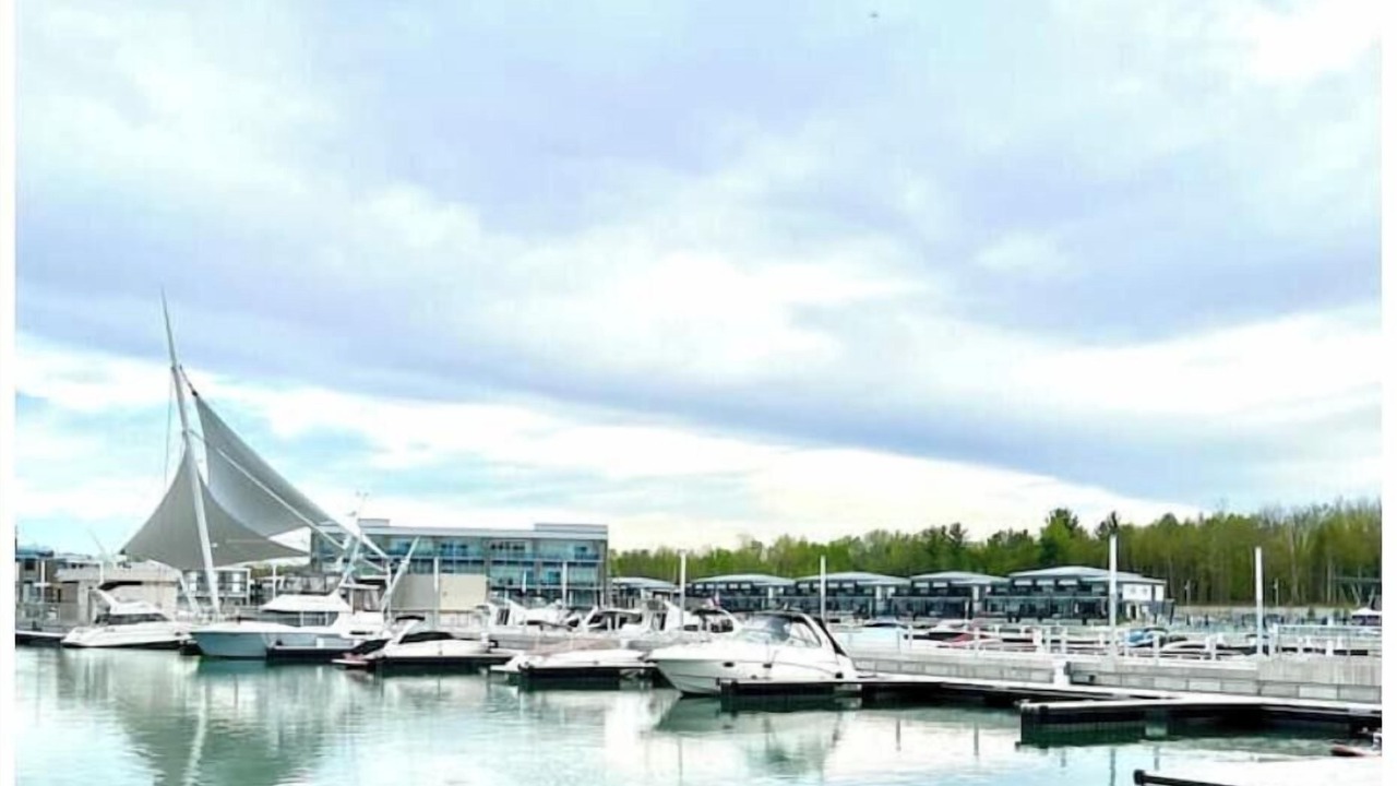 Photo of Others in Big Bay Point