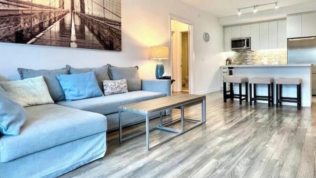 Photo of Livingroom in Big Bay Point