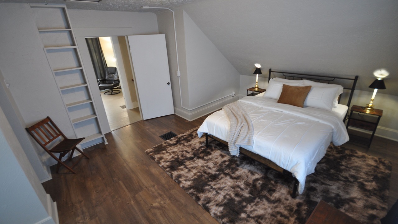 Photo of Bedroom in Mankato