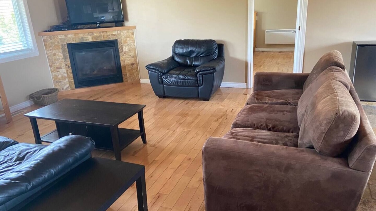 Photo of Livingroom in Miller Lake