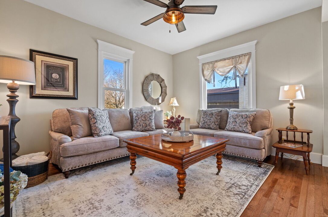 Photo of Livingroom in Watertown