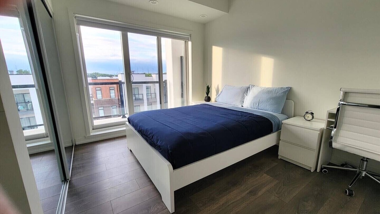 Photo of Bedroom in Brookhaven - Amesbury