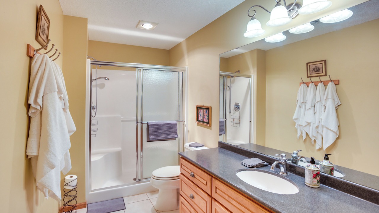 Photo of Bathroom in Howard Lake