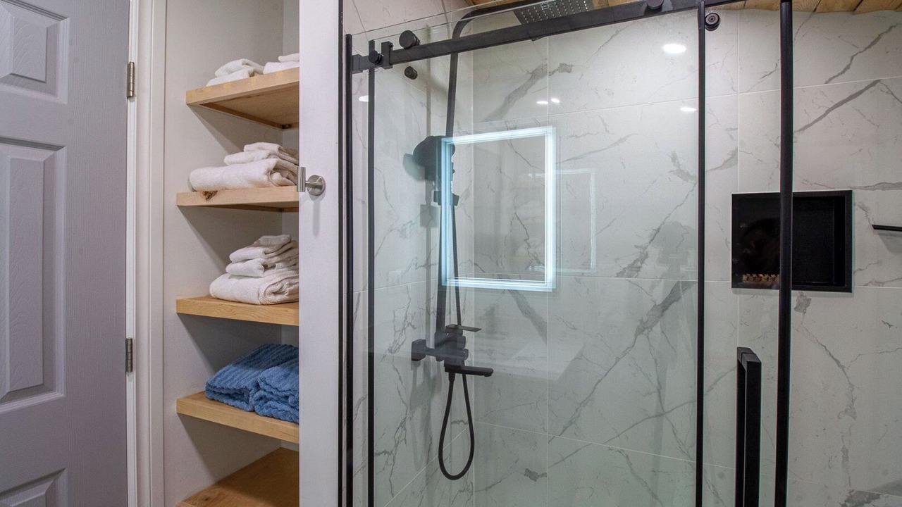Photo of Bathroom in Scugog