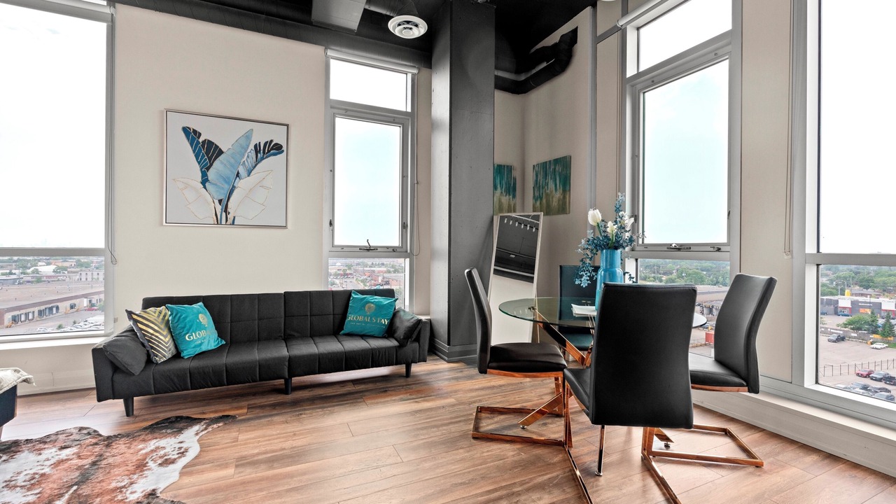 Photo of Livingroom in York University Heights