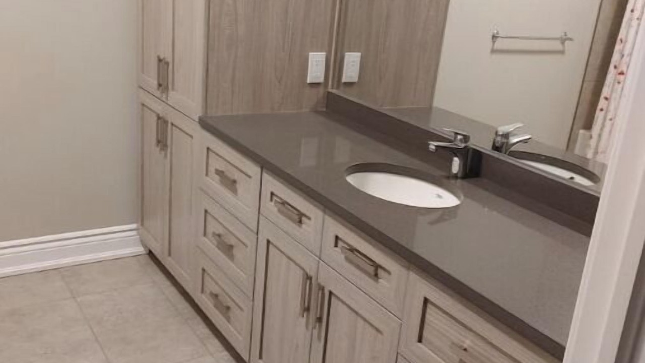 Photo of Bathroom in Orleans Village - Chateauneuf