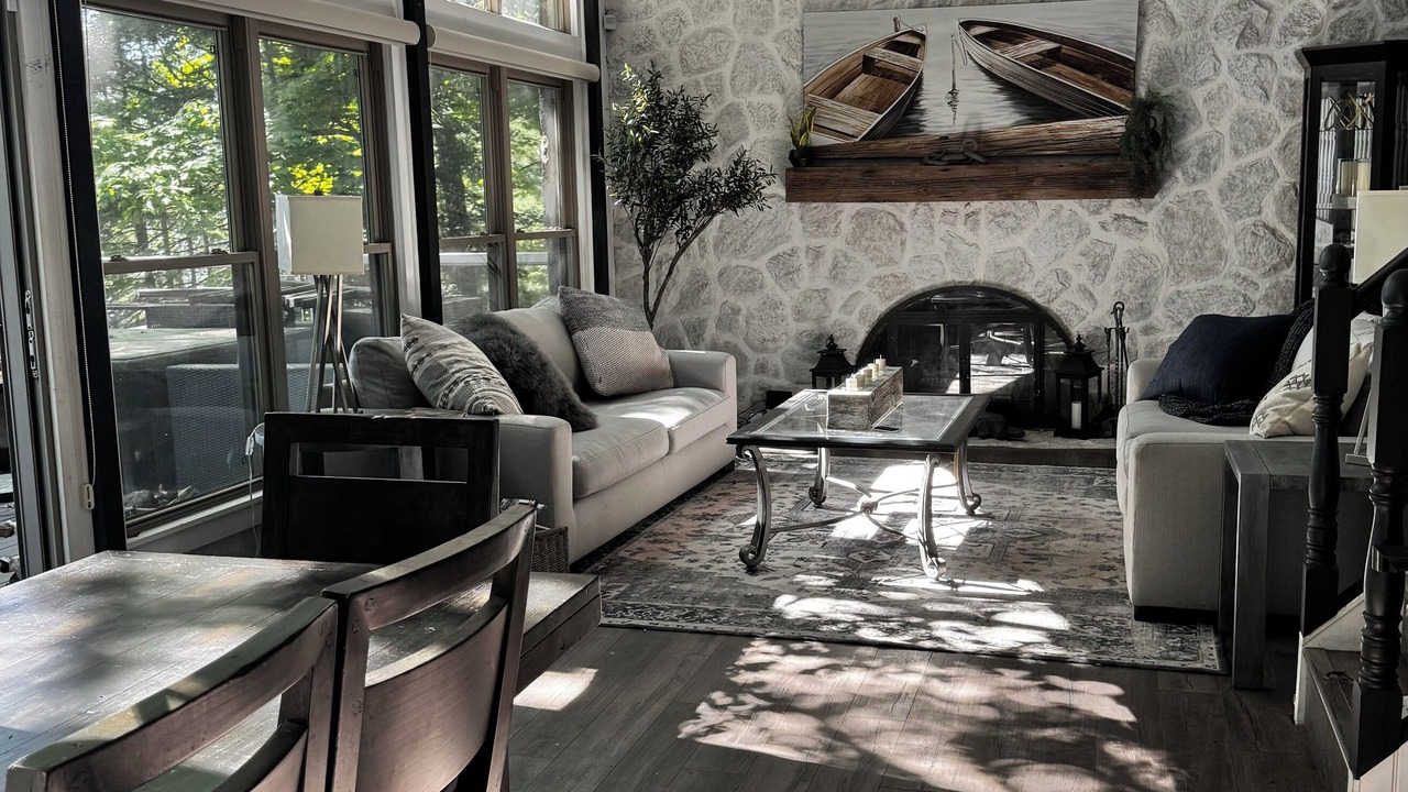 Photo of Livingroom in Novar