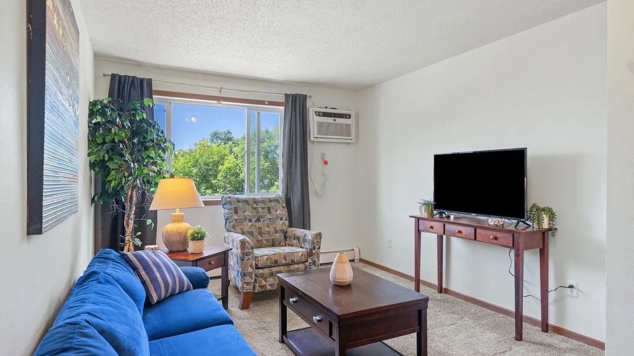 Photo of Livingroom in St. Cloud