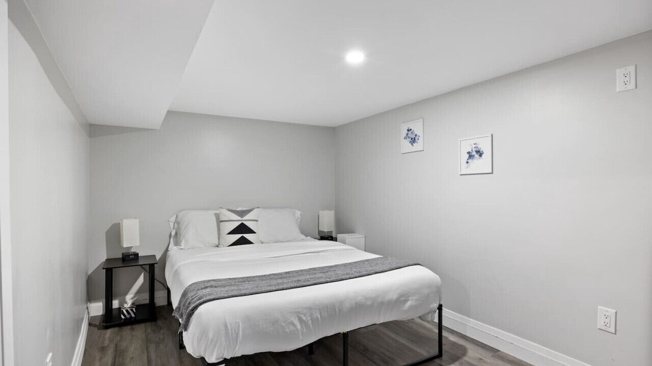 Photo of Bedroom in Bridgeview