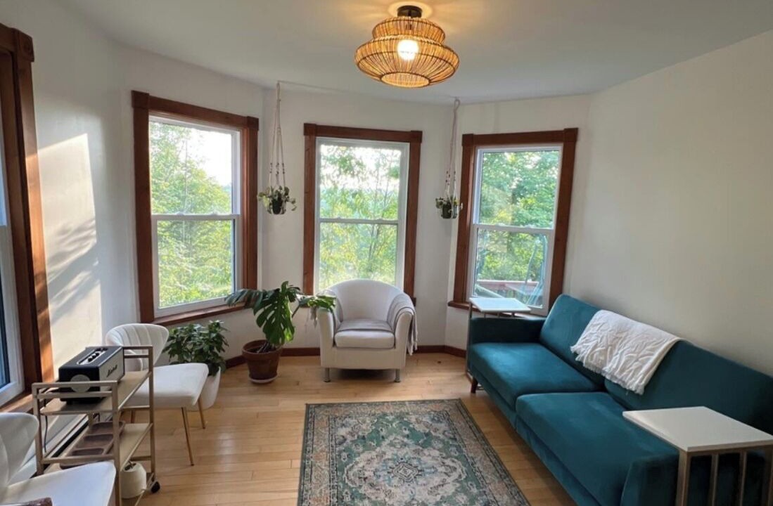 Photo of Livingroom in Madoc