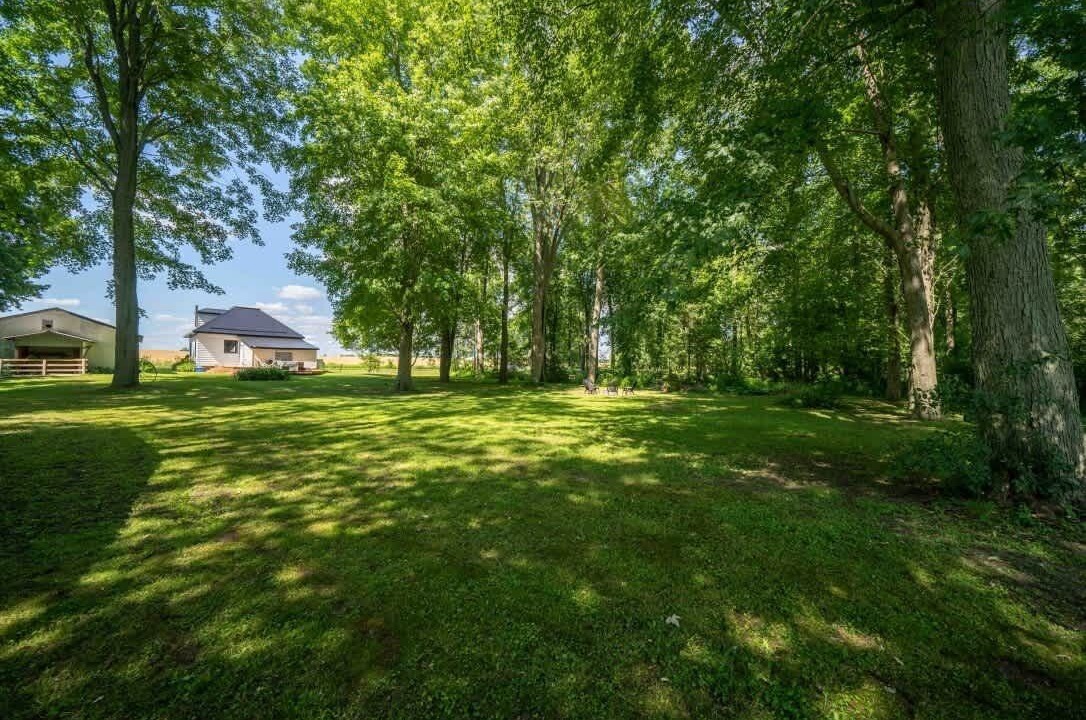 Photo of Outdoor in Hillier