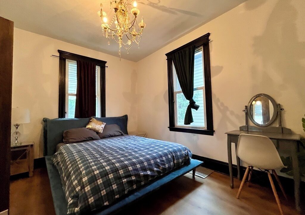 Photo of Bedroom in Bridgeview