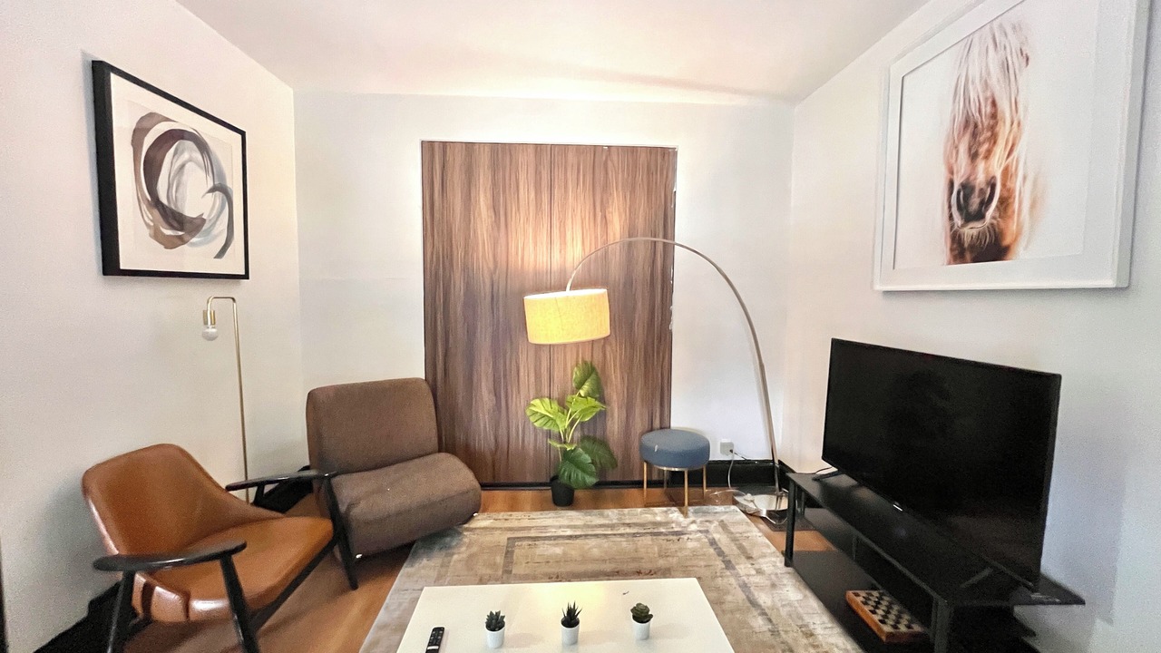 Photo of Livingroom in Bridgeview