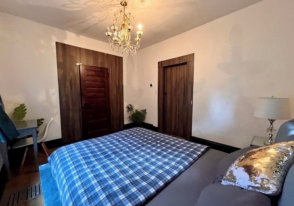 Photo of Bedroom in Bridgeview