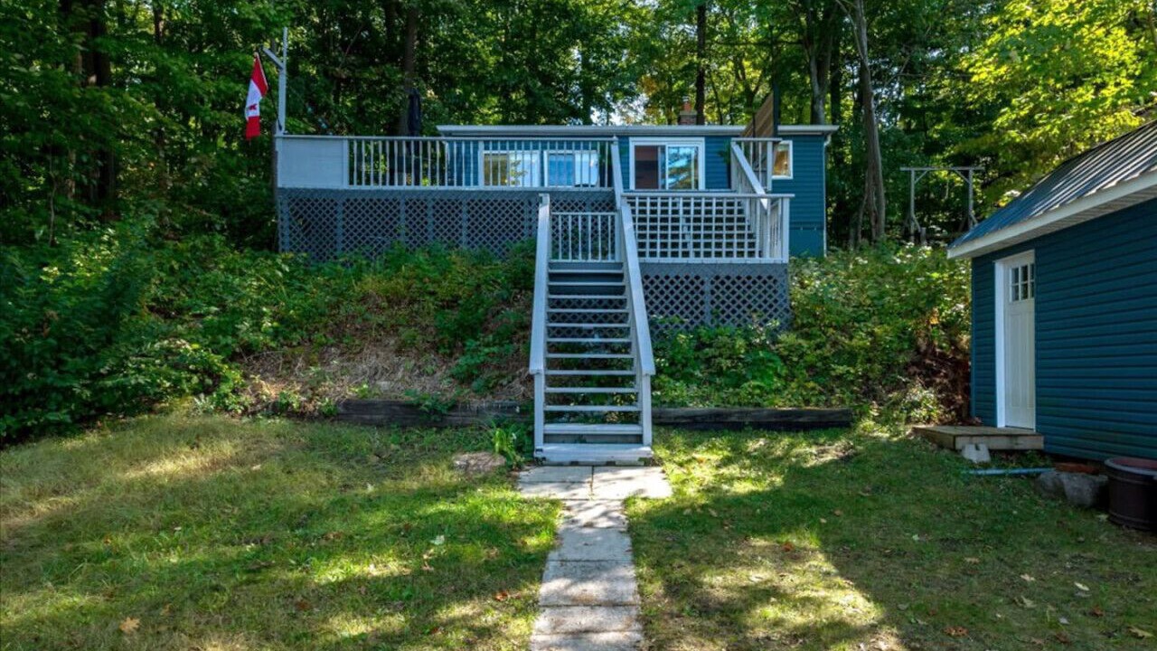 Photo of Outdoor in Tiny