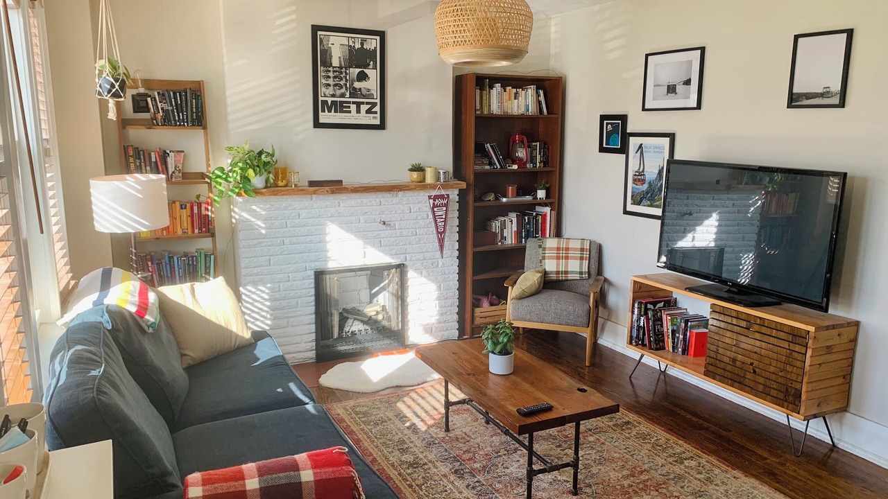 Photo of Livingroom in Keelesdale - Eglinton West