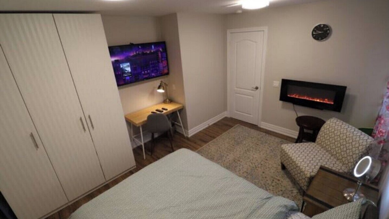 Photo of Bedroom in Thornhill