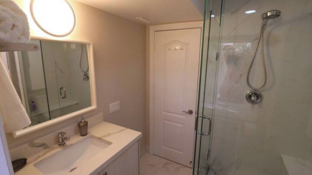 Photo of Bathroom in Thornhill
