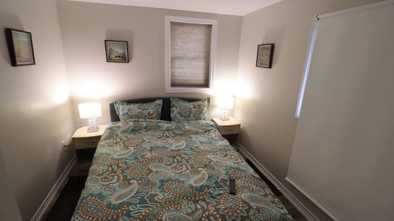 Photo of Bedroom in Thornhill