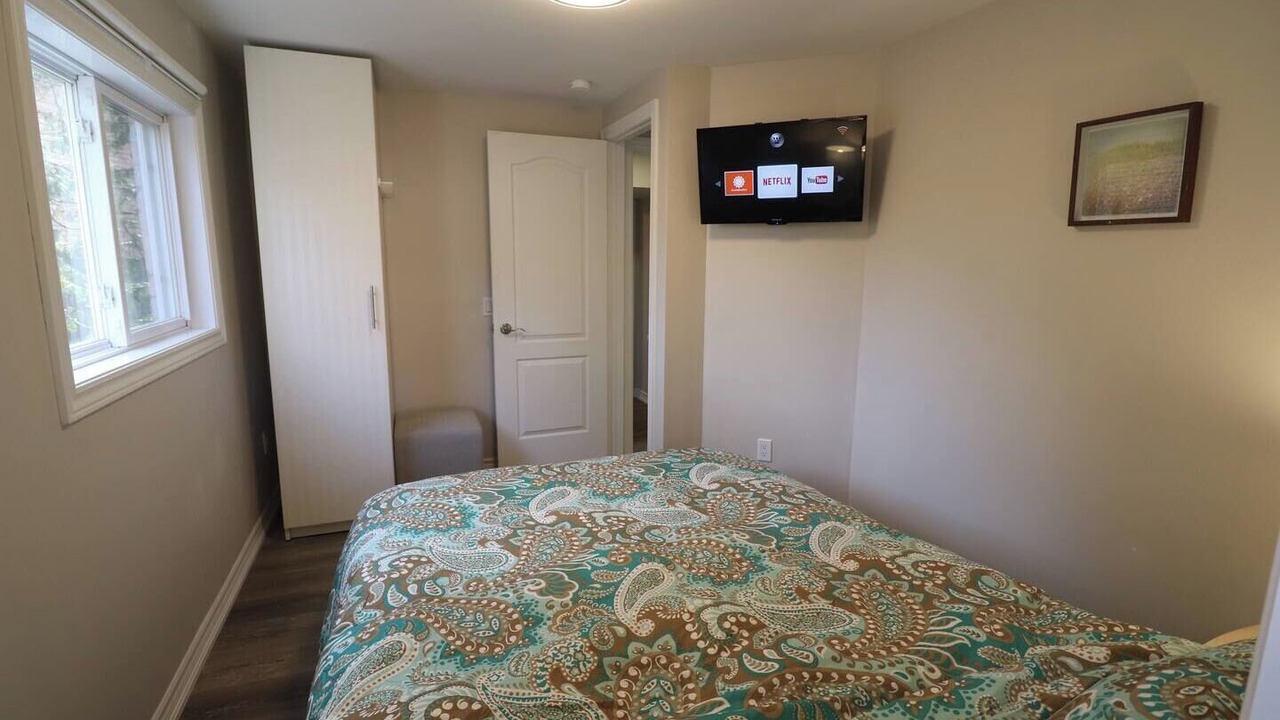 Photo of Bedroom in Thornhill