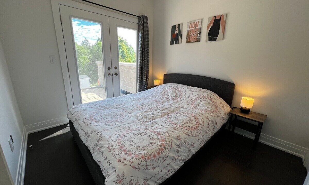 Photo of Bedroom in Newmarket
