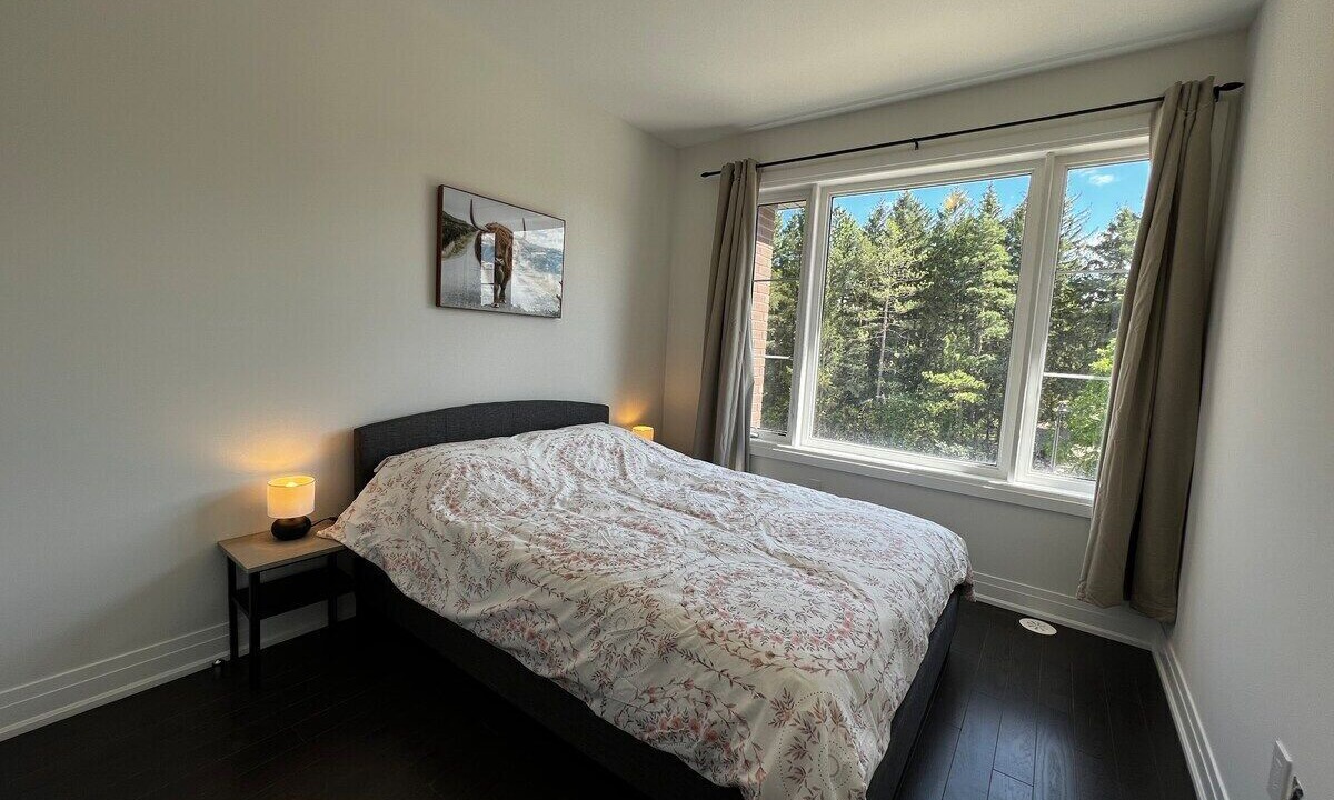 Photo of Bedroom in Newmarket