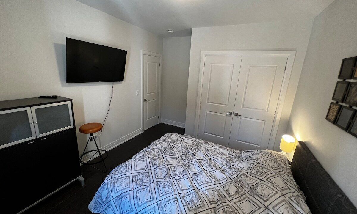 Photo of Bedroom in Newmarket