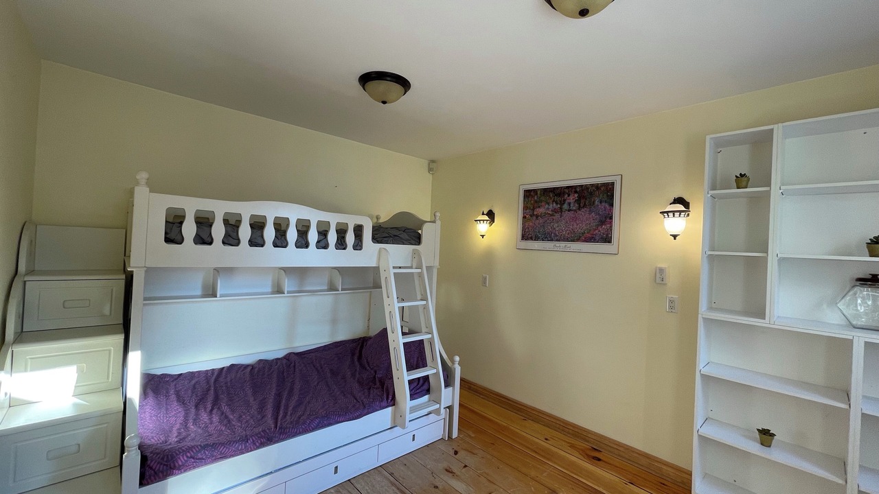 Photo of Bedroom in Brock