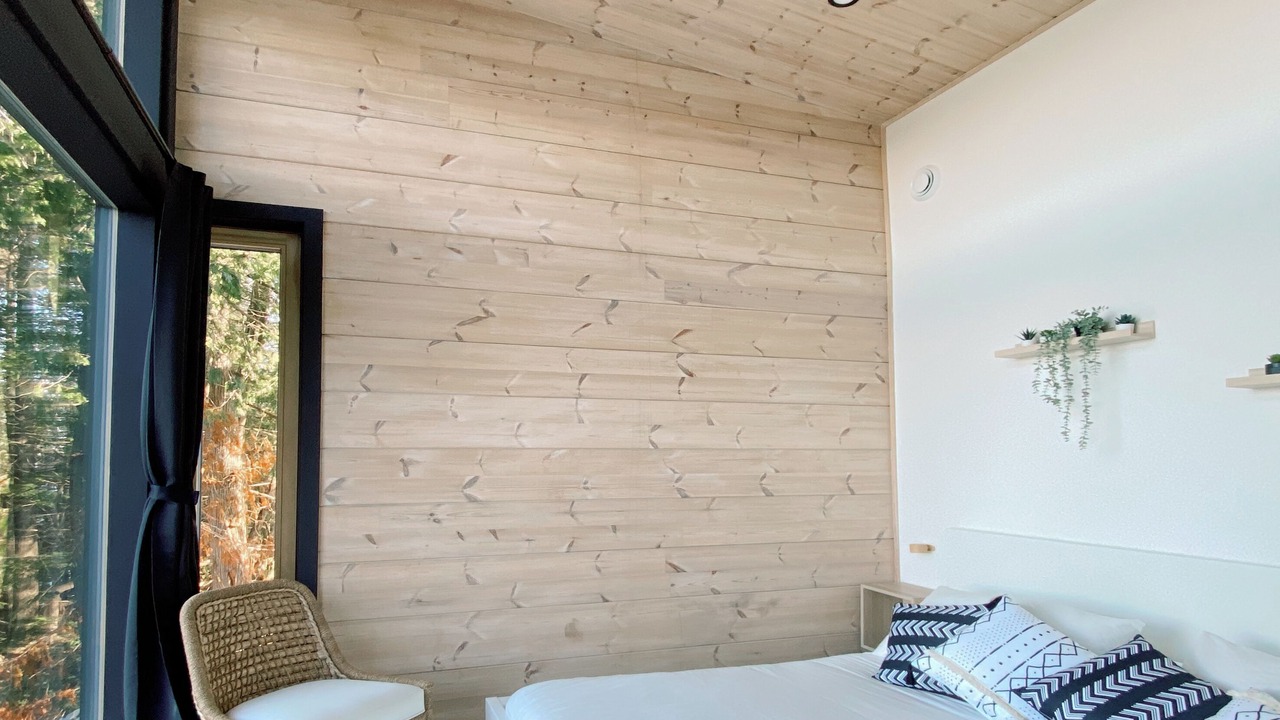 Photo of Bedroom in North Frontenac