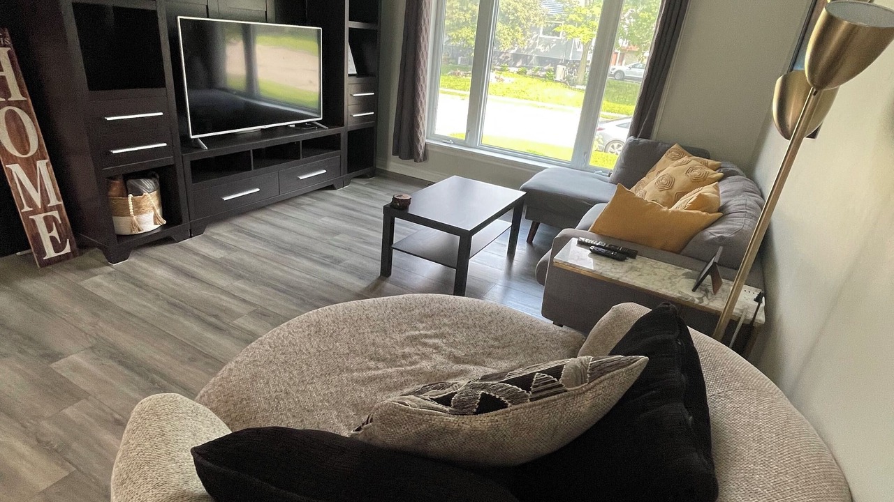 Photo of Livingroom in Orillia