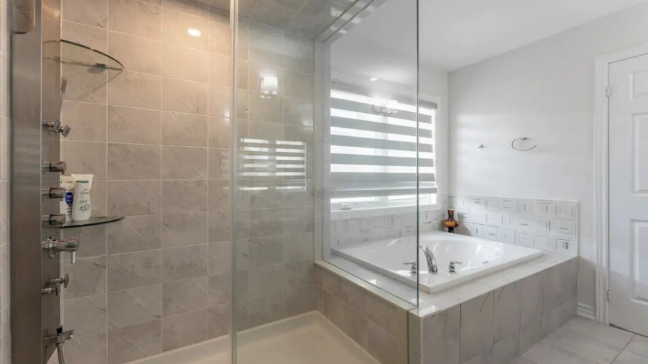 Photo of Bathroom in Caledon