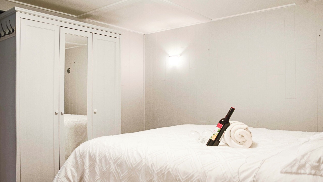Photo of Bedroom in West Deane Park