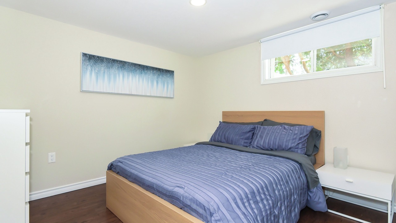 Photo of Bedroom in Ottawa Division