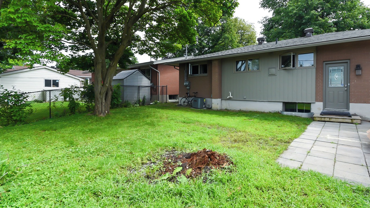 Photo of Outdoor in Ottawa Division