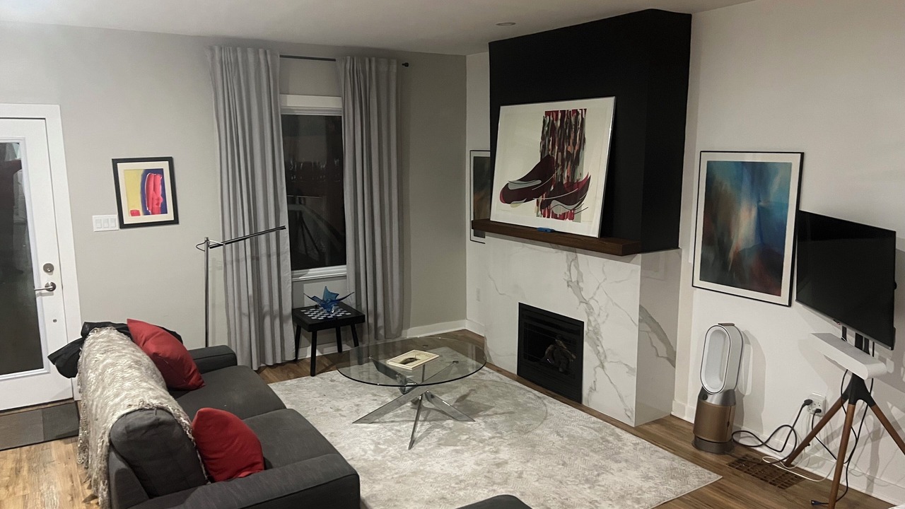 Photo of Livingroom in Old East York