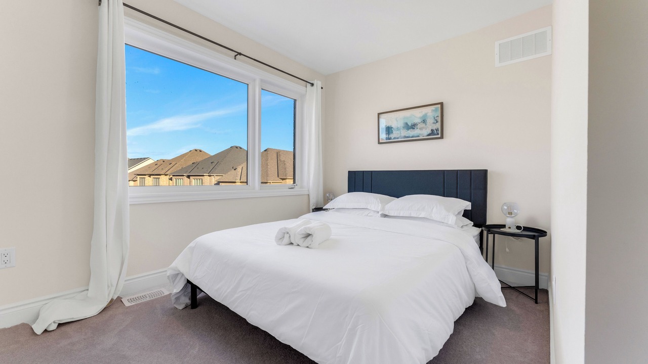 Photo of Bedroom in Oakville