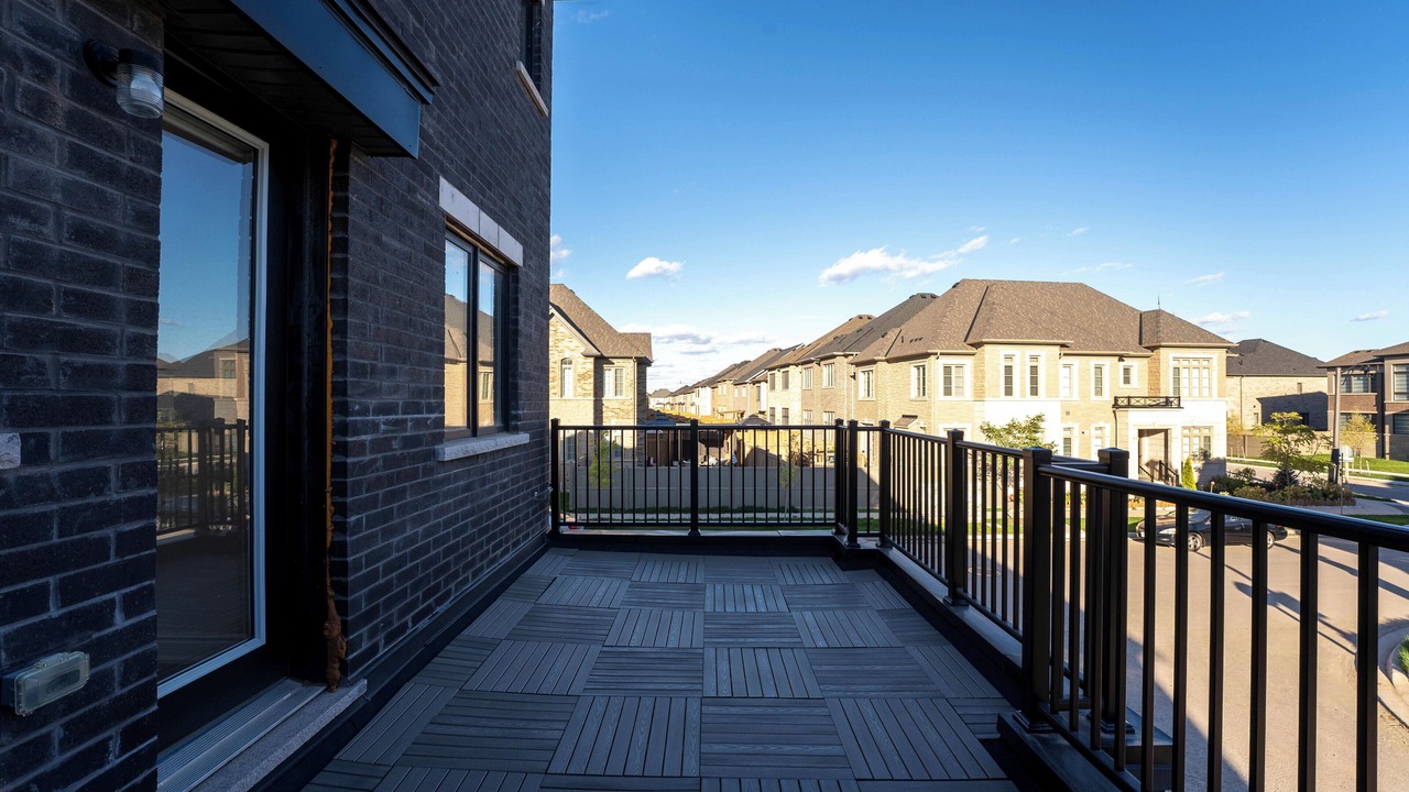 Photo of Patio Balcony in Oakville