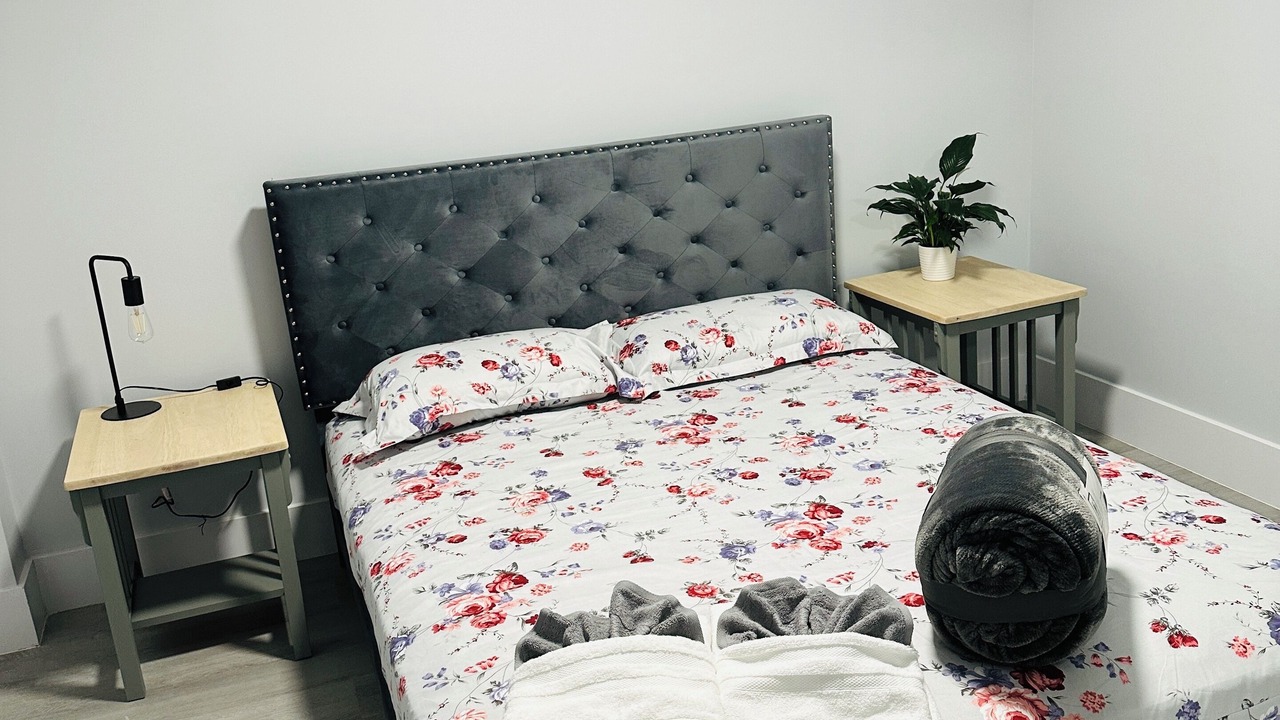 Photo of Bedroom in Erin Mills
